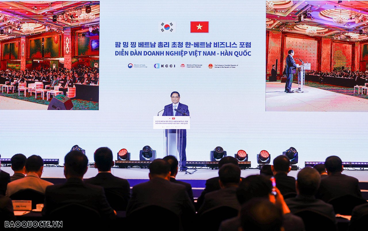 Prime Minister Pham Minh Chinh attends Vietnam-RoK Business Forum in Seoul