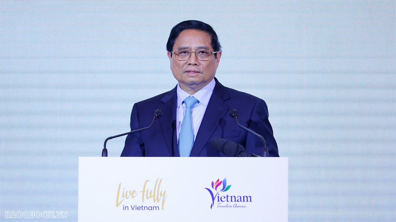Thủ tướng mong rằng, hai bên sẽ cùng nhau đưa ra những chương trình hợp tác, dự án cụ thể, thiết thực, đưa du lịch Việt Nam và Hàn Quốc lên một tầm cao mới