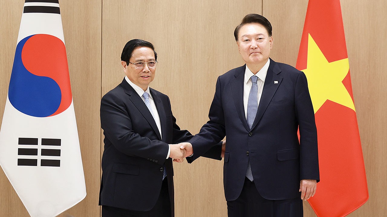 Prime Minister Pham Minh Chinh's visit to RoK is comprehensive in scope and yields substantive results: FM