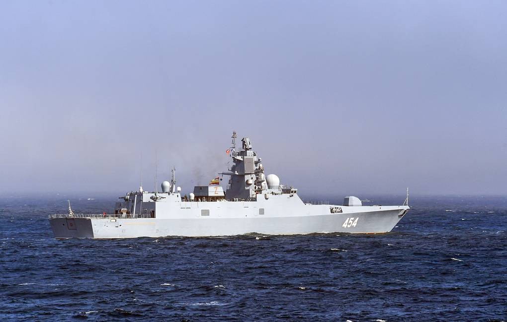 Hai tàu chiến Nga Nga tiến vào Venezuela