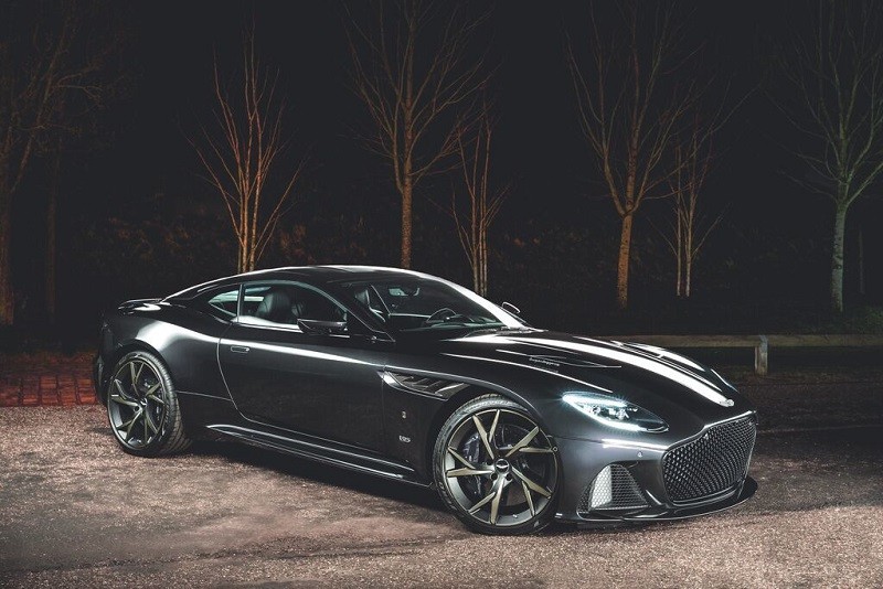 Cập nhật bảng giá xe hãng Aston Martin mới nhất tháng 7/2024
