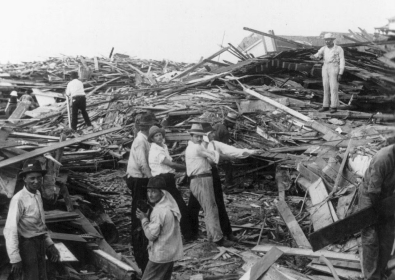 Điểm lại 18 cơn bão dữ dội nhất lịch sử nước Mỹ