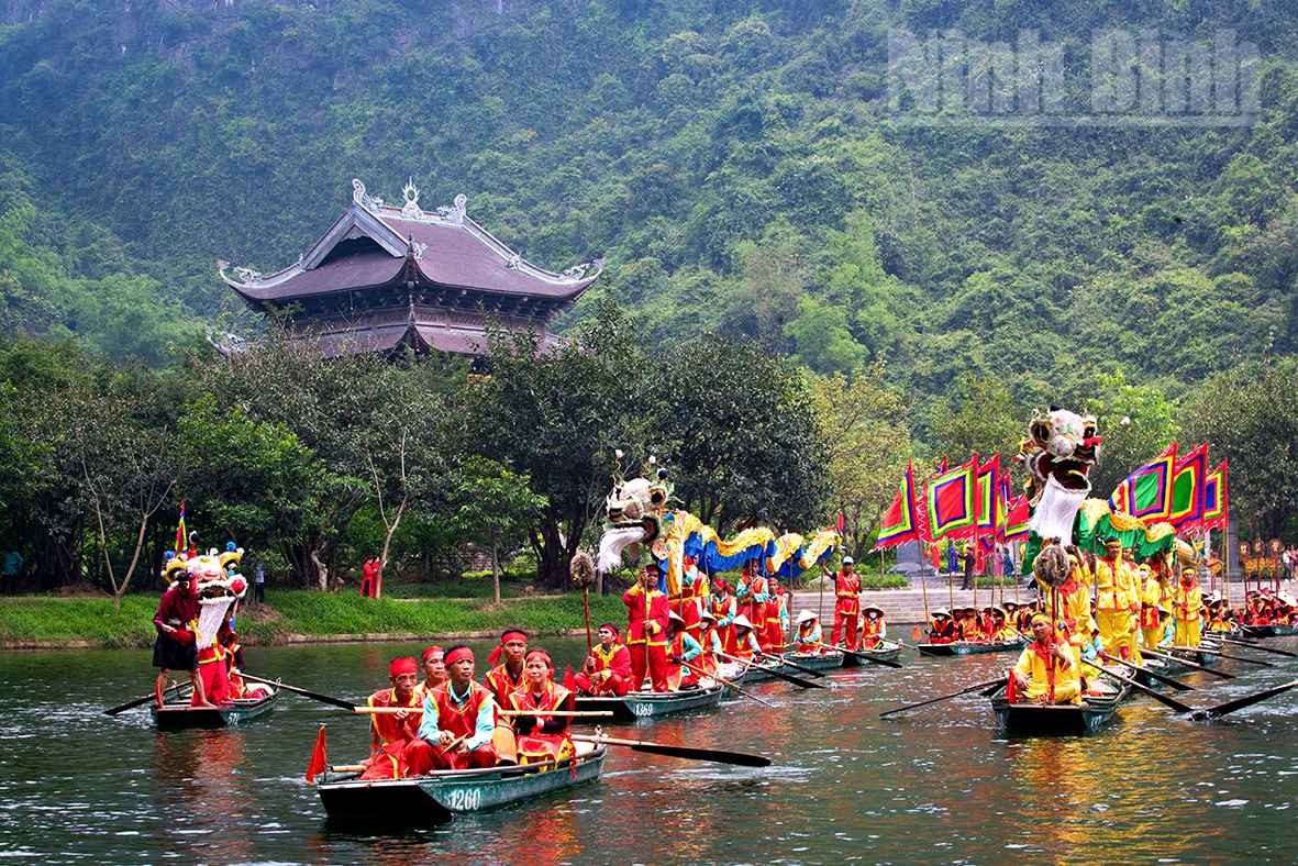 Trang An festival. (Source: baoninhbinh)