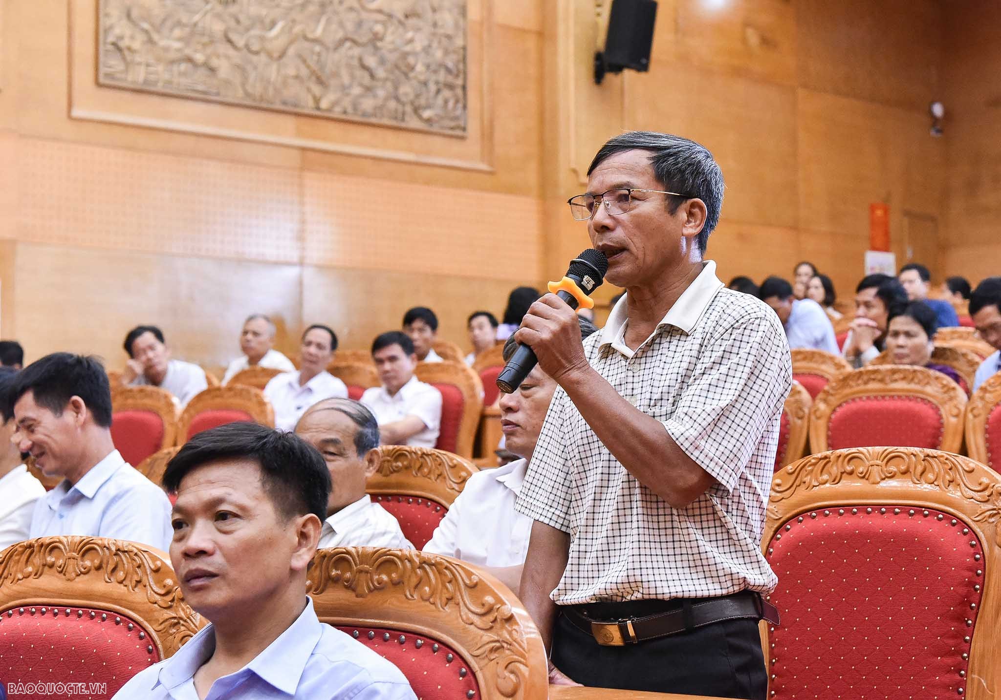 Bộ trưởng Ngoại giao Bùi Thanh Sơn tiếp xúc cử tri tại huyện Vĩnh Tường, Vĩnh Phúc