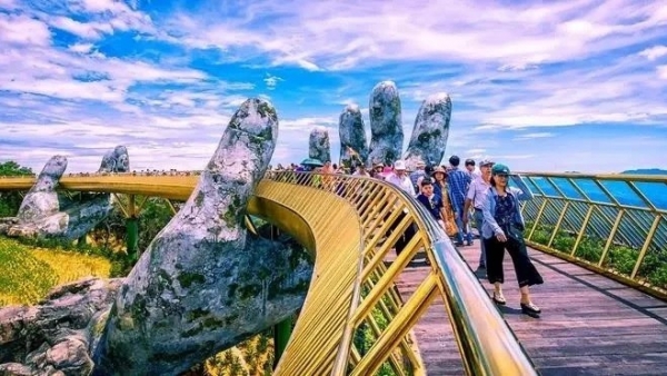 Tourism a bright spot in Vietnam's economic panorama in first half of 2024