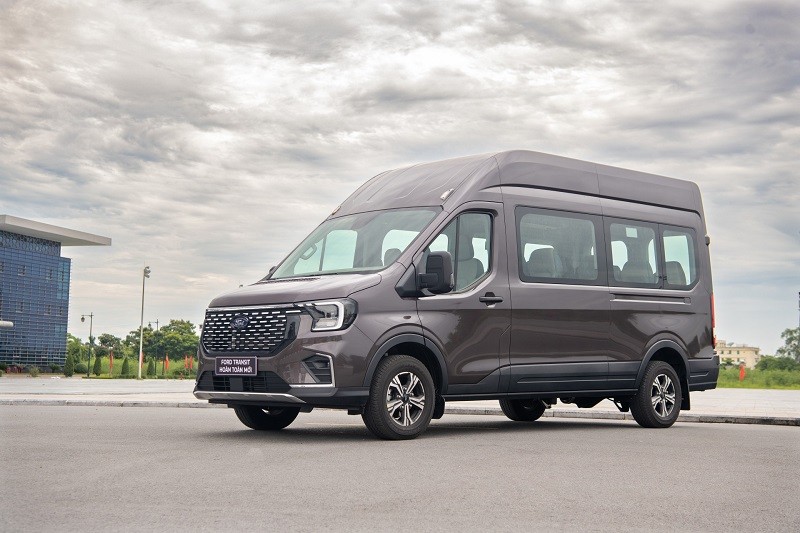 Cận cảnh Ford Transit 2024 vừa ra mắt tại Việt Nam, giá từ 905 triệu đồng