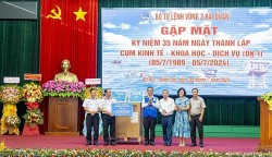 Bộ tư lệnh Vùng 2 Hải quân kỷ niệm 35 năm thành lập nhà giàn DK1