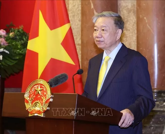 Đại sứ Nguyễn Huy Tăng