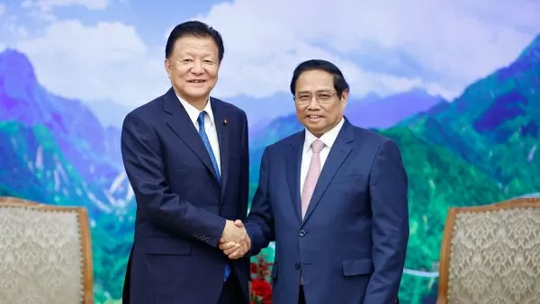 Thủ tướng Phạm Minh Chính tiếp Bộ trưởng phụ trách Hiệp định CPTPP của Nhật Bản