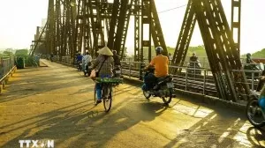 Hanoi prioritises rebuilding severely downgraded bridges: Department of Transport