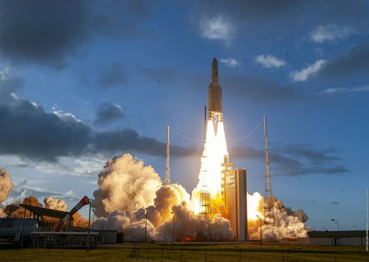 Châu Âu lần đầu tiên phóng thành công tên lửa mạnh nhất Ariane 6