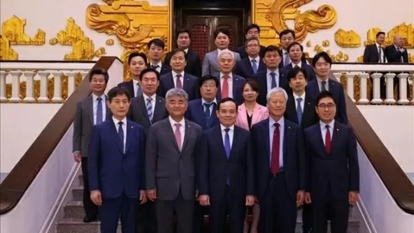 Deputy PM Tran Luu Quang receives a delegation of Korean businesses in Hanoi