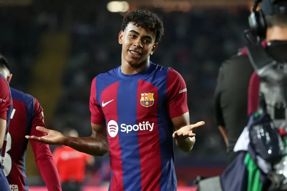 Barca từ chối bán thần đồng Yamal với mức giá kỷ lục Barca từ chối bán thần đồng Yamal với mức giá kỷ lục
