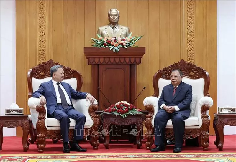 Chủ tịch nước Tô Lâm thăm các đồng chí nguyên Lãnh đạo cấp cao của Lào