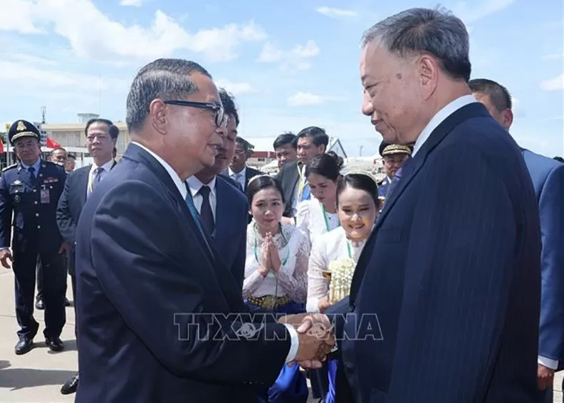 Chủ tịch nước Tô Lâm đến Phnom Penh, bắt đầu chuyến thăm cấp Nhà nước tới Vương quốc Campuchia