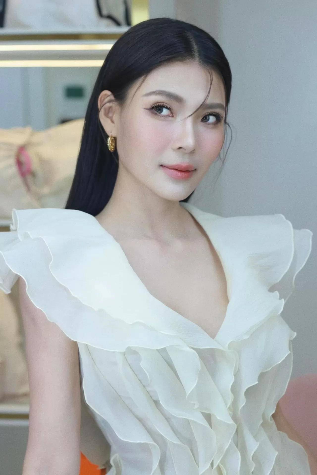 Diễn viên Thúy Diễm 'Trạm cứu hộ trái tim' Diễn viên Thúy Diễm 'Trạm cứu hộ trái tim'