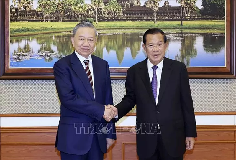 Chủ tịch nước Tô Lâm hội đàm với Chủ tịch Đảng CPP, Chủ tịch Thượng viện Campuchia Hun Sen