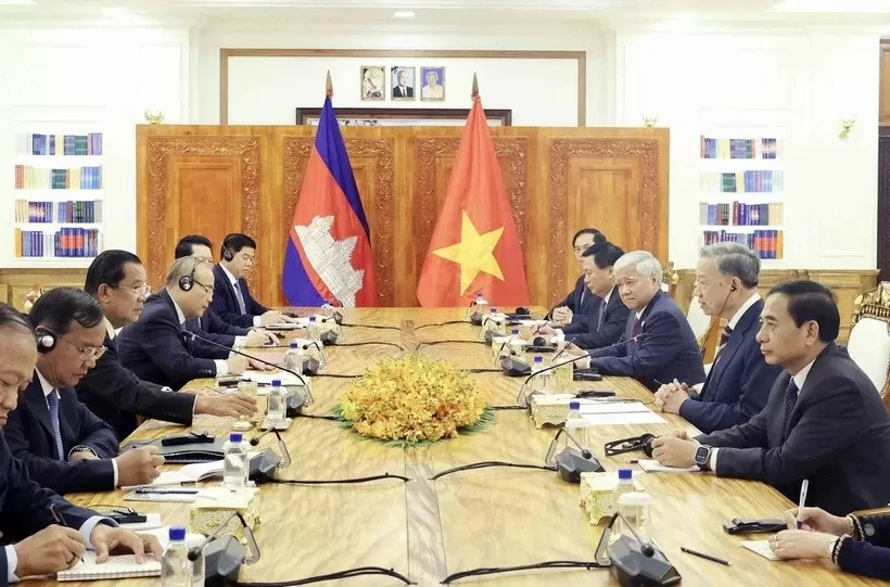 President To Lam, Cambodia’s CPP, Senate President Samdech Techo Hun Sen hold talks