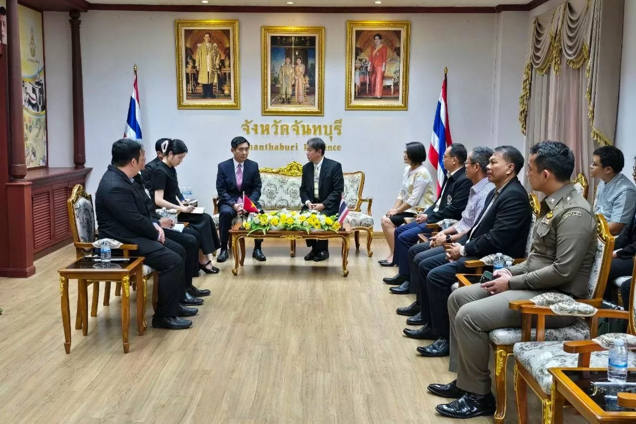 Đại sứ Phạm Việt Hùng thăm, làm việc với các tỉnh Trat, Chanthaburi và Chonburi của Thái Lan