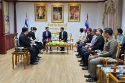 Đại sứ Phạm Việt Hùng thăm, làm việc với các tỉnh Trat, Chanthaburi và Chonburi của Thái Lan