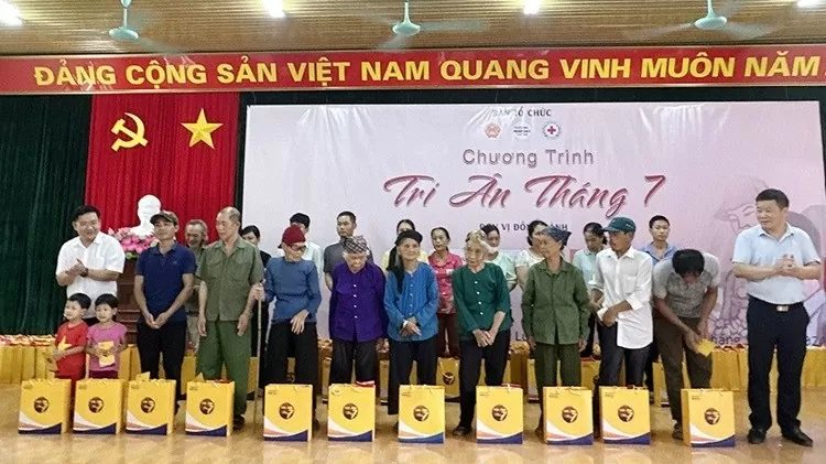 Nhiều hoạt động ý nghĩa trong Chương trình 'Tri ân tháng 7'