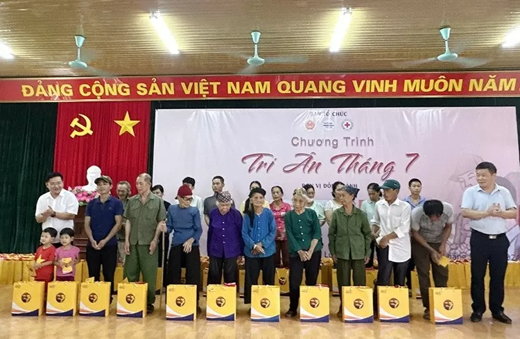 Nhiều hoạt động ý nghĩa trong Chương trình 'Tri ân tháng 7'