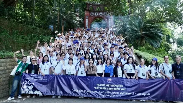 Vietnam Summer Camp 2024: Nearly 120 young overseas Vietnamese look forward to beautiful experiences