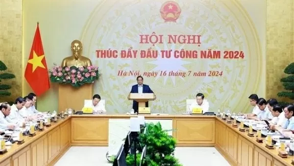 PM Pham Minh Chinh chairs national conference on stepping up public investment disbursement