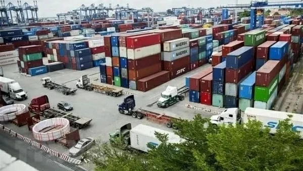 Vietnam enjoys over 14 billion USD trade surplus in seven months: General Statistics Office