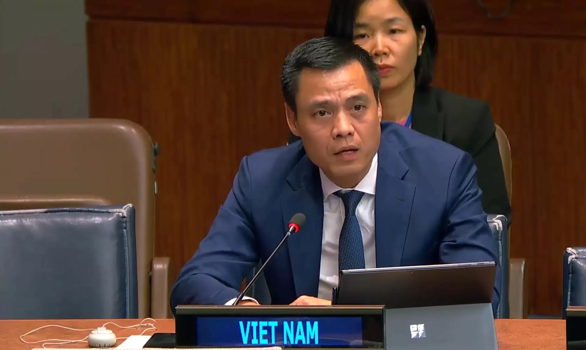 Việt Nam ủng hộ Lào thực hiện các Mục tiêu phát triển bền vững