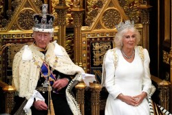 Vua Charles III và Hoàng hậu Camilla dự khai mạc Quốc hội Anh
