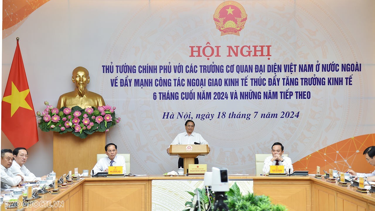 day manh cong tac ngoai giao kinh te thuc day tang truong kinh te 6 thang cuoi nam 2024 va nhung nam tiep theo