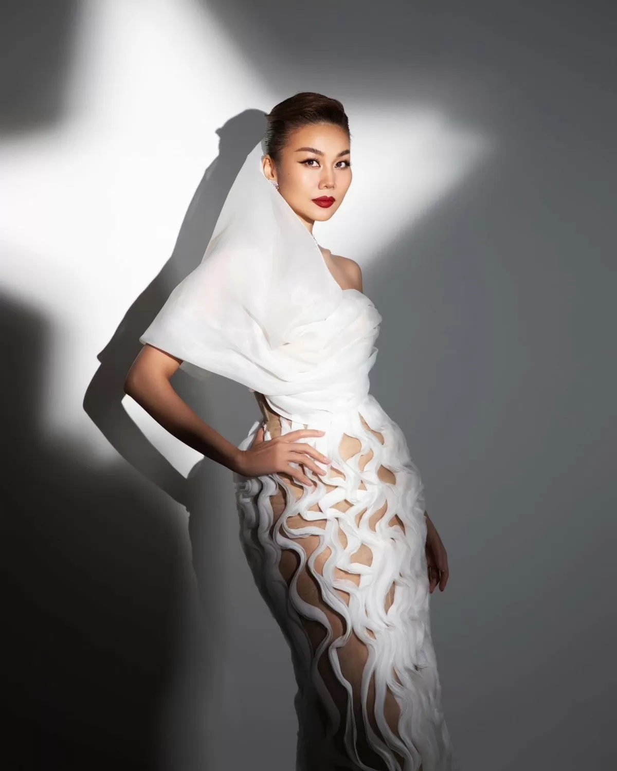 Siêu mẫu Thanh Hằng thời trang đa phong cách chấm thi Hoa hậu Hoàn vũ Việt Nam 2024