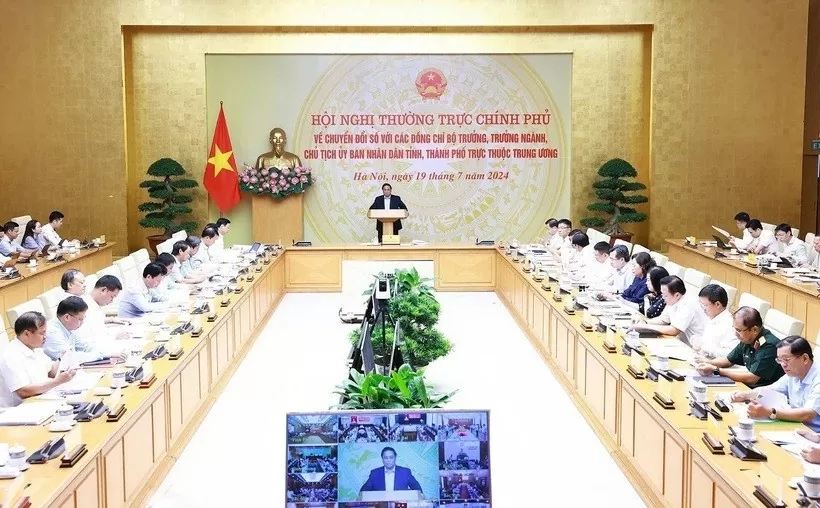 PM Pham Minh Chinh chairs Government’s conference calling for comprehensive digital transformation