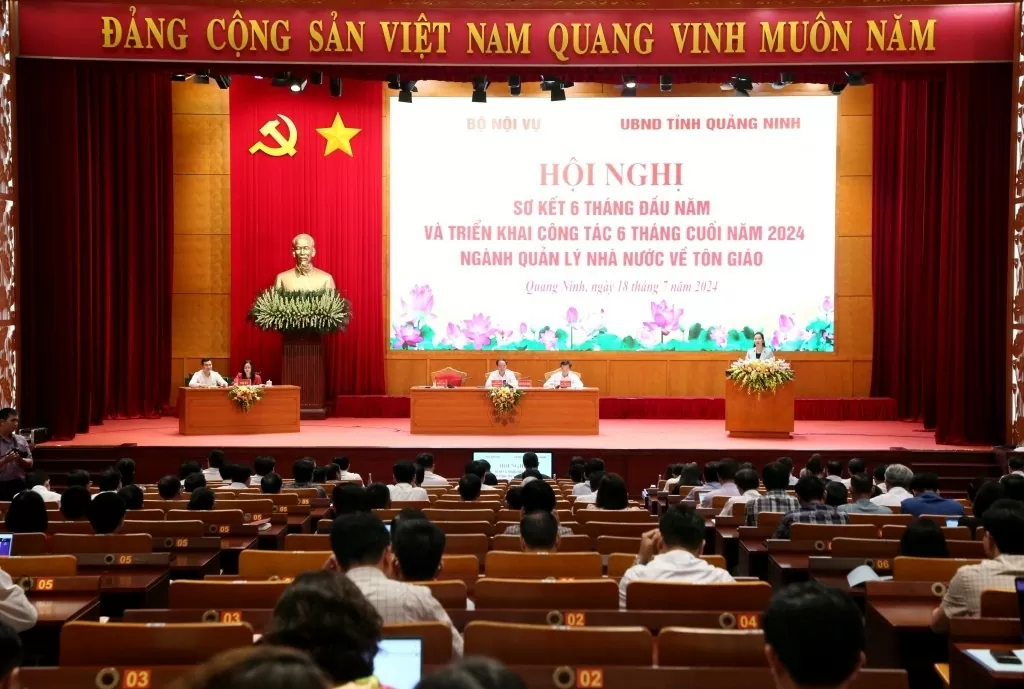 The Government Committee for Religious Affairs held on July 18 in Quang Ninh province a conference reviewing the state governance on religion in the first six months of 2024. (Photo: GCRA)