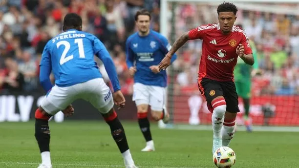 Jadon Sancho đá trận đầu tiên cho MU sau gần 1 năm