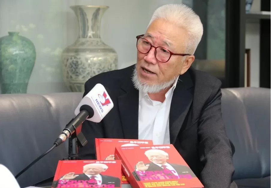 Cho Chul-hyeon, author of a book on Party General Secretary Nguyen Phu Trong published in the Republic of Korea (RoK) in May. (Photo: VNA)