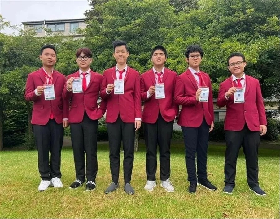 Vietnamese students win five medals at Int’l Math Olympiad 2024 (Photo: VNA)