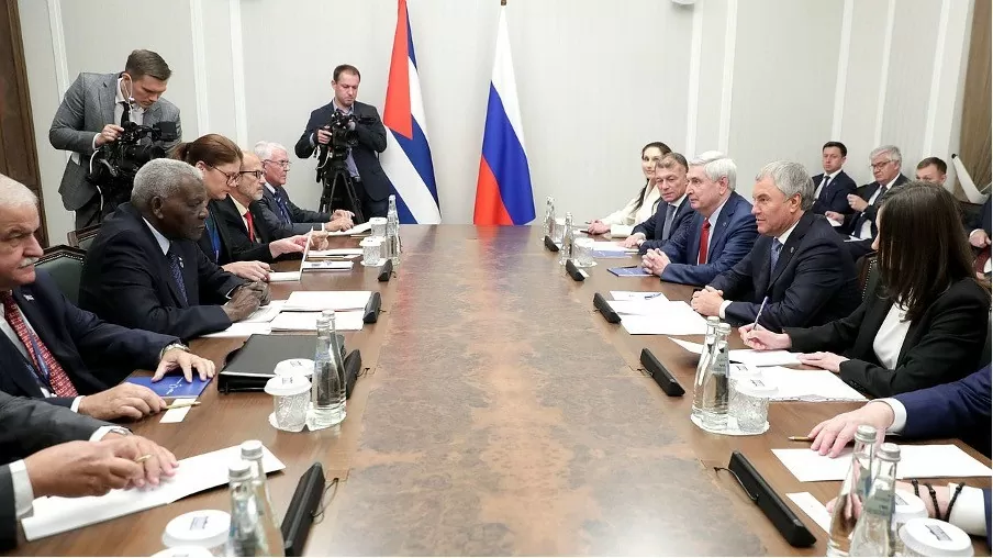 Chủ tịch Duma Quốc gia Vyacheslav Volodin đã có cuộc gặp với Chủ tịch Quốc hội Chính quyền Nhân dân và Hội đồng Nhà nước Cuba Juan Esteban Lazo Hernández, sự kiện được tổ chức trong khuôn khổ các sự kiện của Hội nghị Nghị viện Quốc tế lần thứ nhất “Nga - Mỹ Latinh”, ngày 30/9/2023. (Nguồn: Duma.gov.ru)