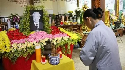 Vietnamese community in Laos mourns General Secretary Nguyen Phu Trong