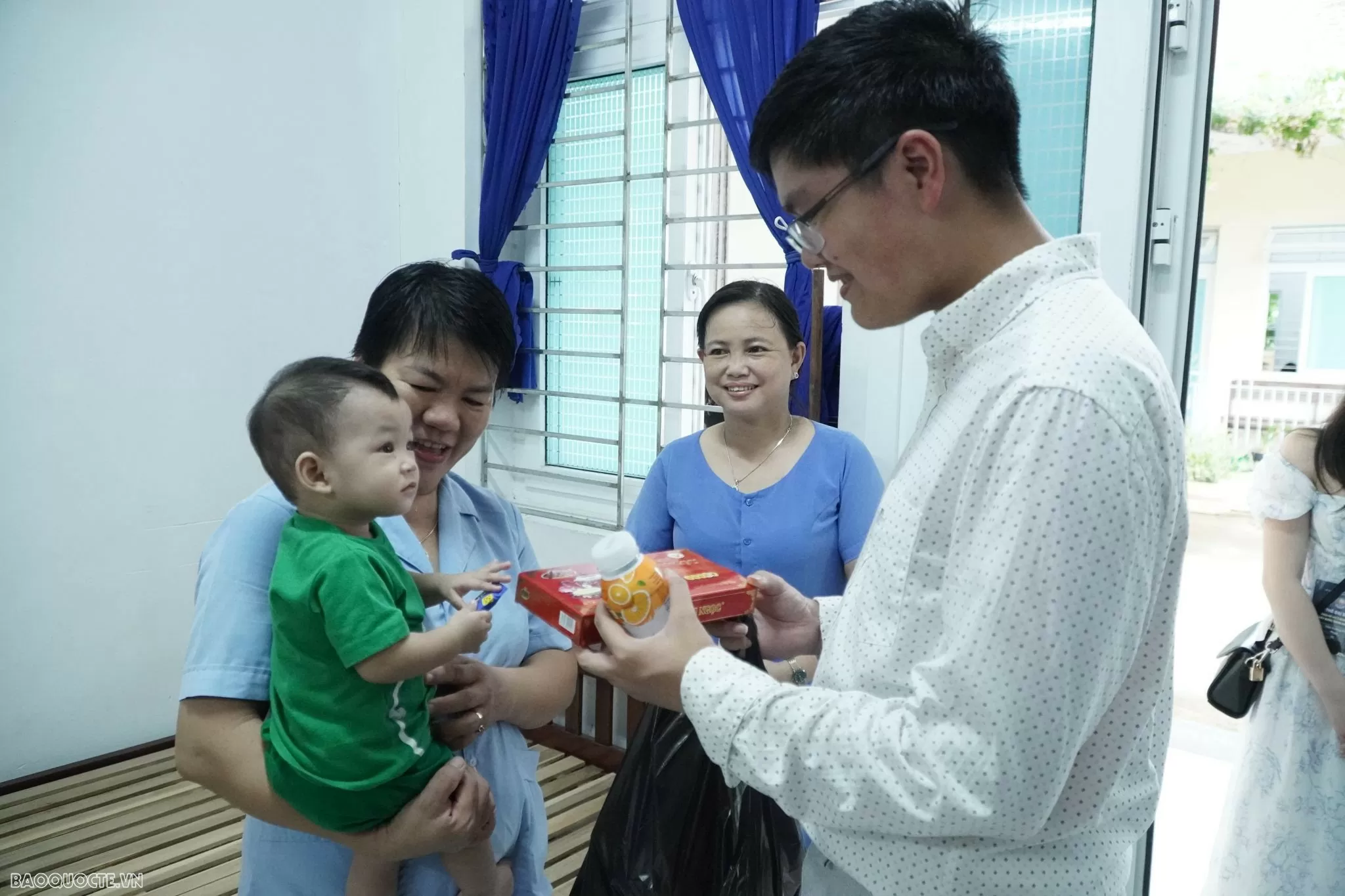 Trại hè Việt Nam 2024: Tình cảm thiêng liêng với biển đảo của kiều bào trẻ