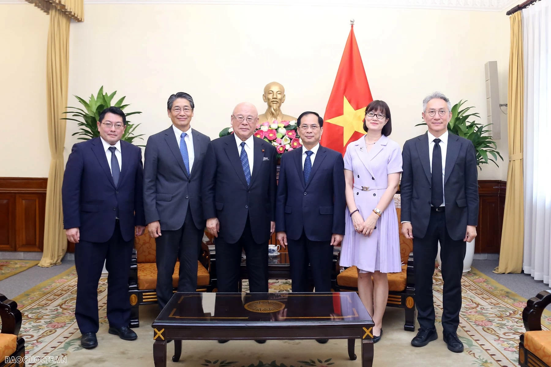 Bộ trưởng Bùi Thanh Sơn tiếp Cố vấn đặc biệt Liên minh nghị sĩ hữu nghị Nhật-Việt