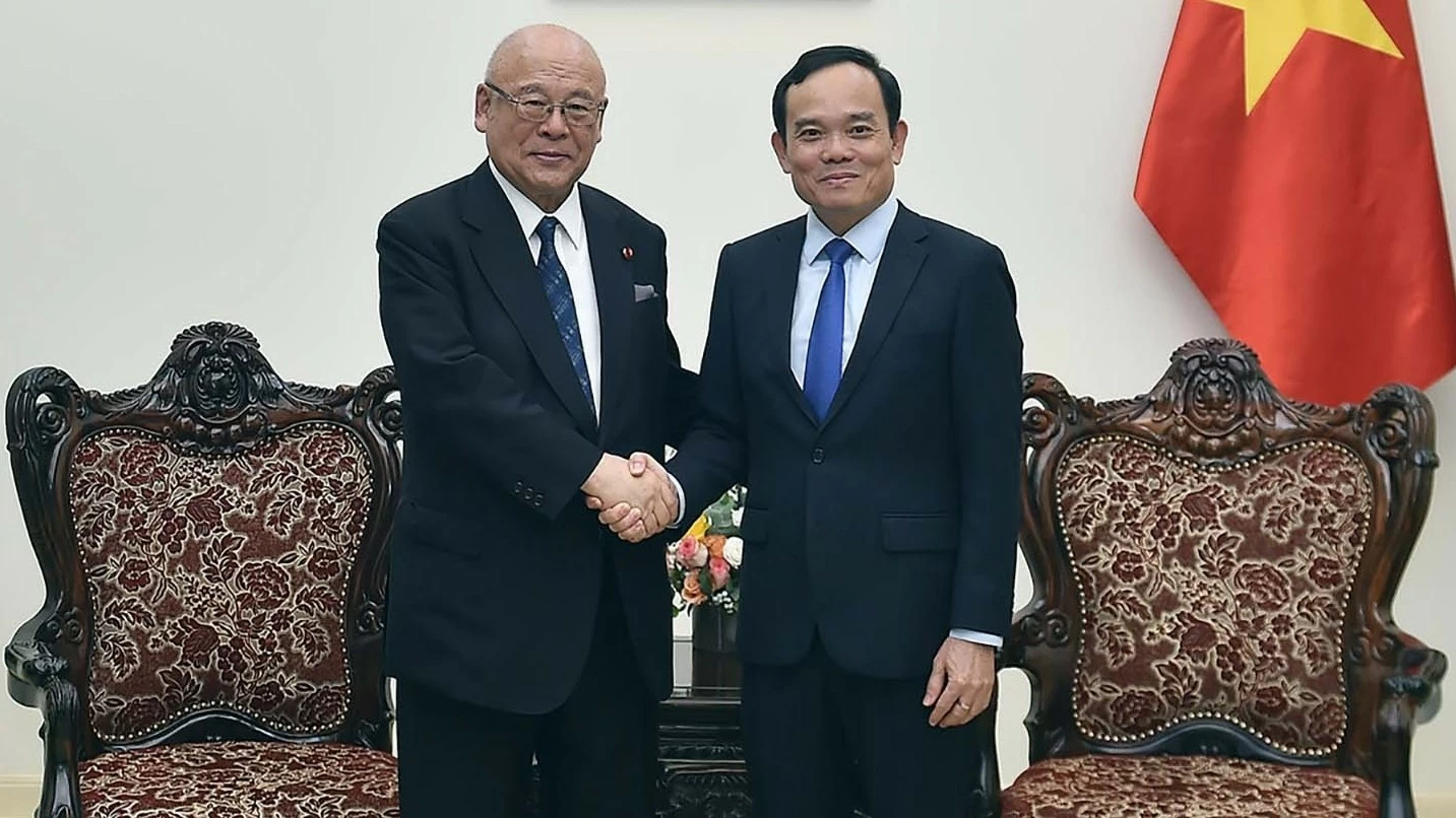 Phó Thủ tướng Trần Lưu Quang tiếp Cố vấn đặc biệt Liên minh Nghị sĩ hữu nghị Nhật-Việt