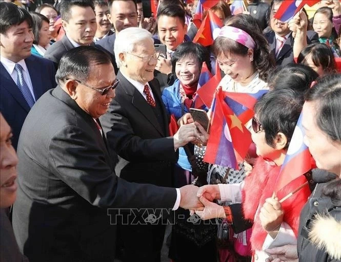 Former Lao leader praises General Secretary Nguyen Phu Trong as visionary leader, skilled diplomat