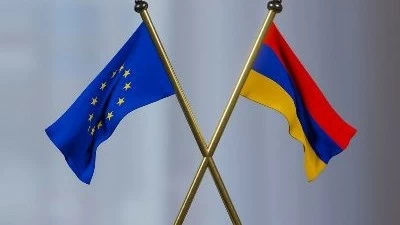 EU quyết định 'bơm' viện trợ cho quân đội Armenia, Azerbaijan nói 'sai lầm'