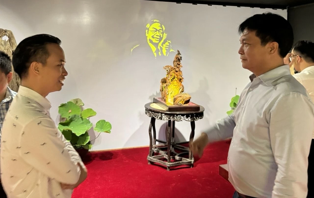 Món quà đậm bản sắc 'Cây tre Việt Nam' dành tặng Tổng Bí thư Nguyễn Phú Trọng