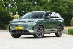 SUV hybrid sạc điện Trung Quốc - Fulwin T10 xác lập kỷ lục Guinness về quãng đường di chuyển