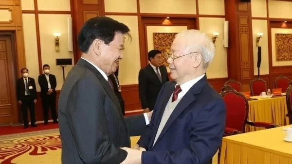 LPRP General Secretary Thongloun Sisoulith recounts close comradeship with late General Secretary Nguyen Phu Trong