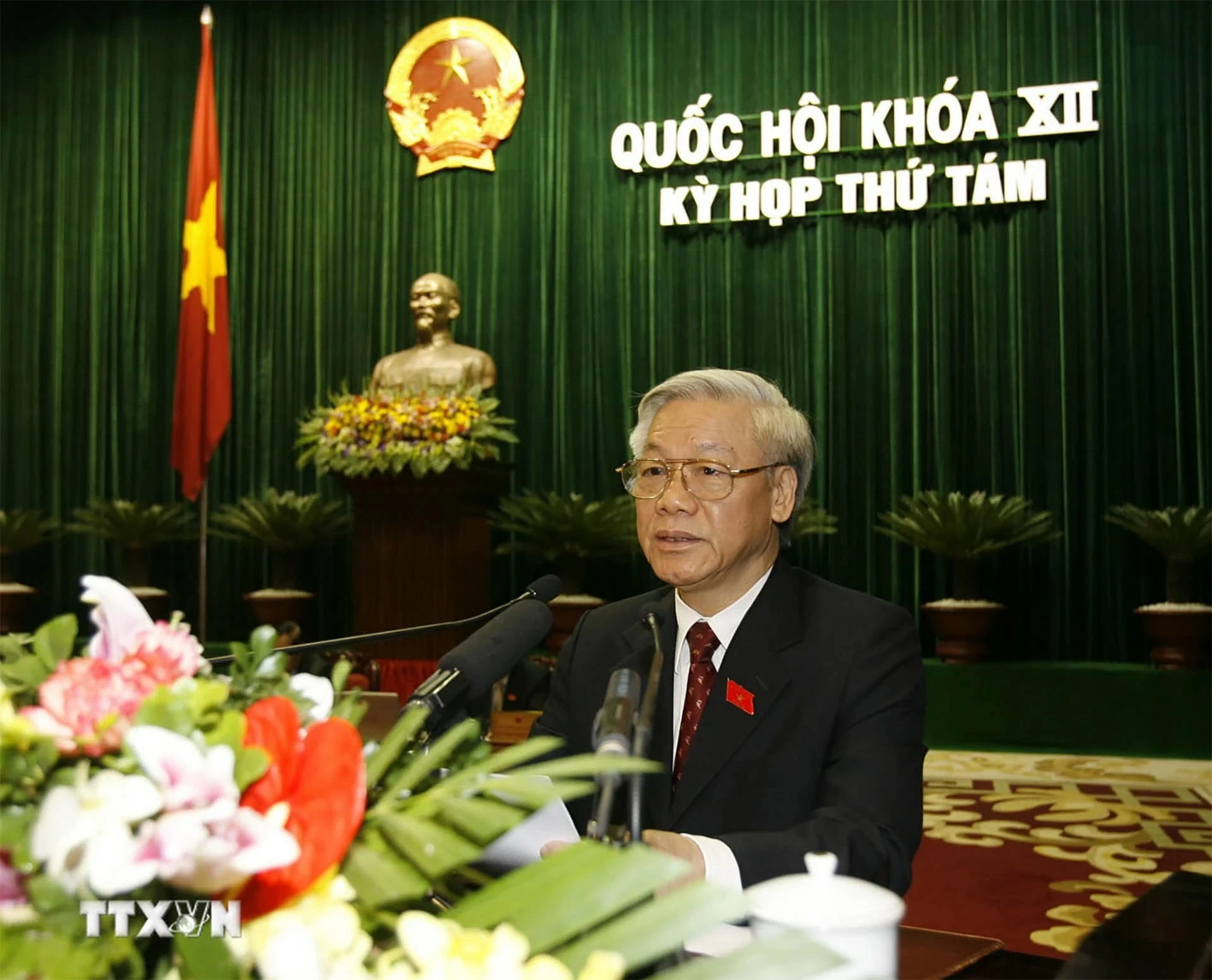 Chủ tịch Quốc hội Nguyễn Phú Trọng đọc Diễn văn bế mạc Kỳ họp thứ Tám, Quốc hội khóa XII. (Nguồn: TTXVN)