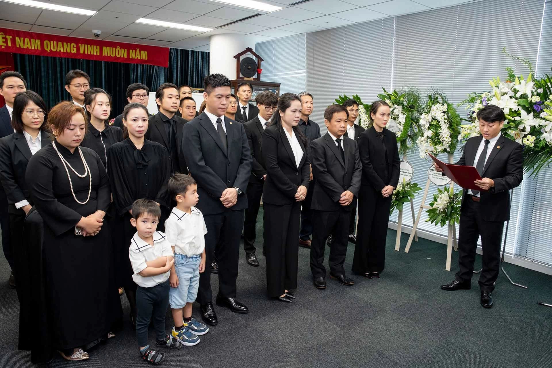 Tổng lãnh sự quán Việt Nam tại Fukuoka mở sổ tang và tổ chức Lễ viếng Tổng Bí thư Nguyễn Phú Trọng